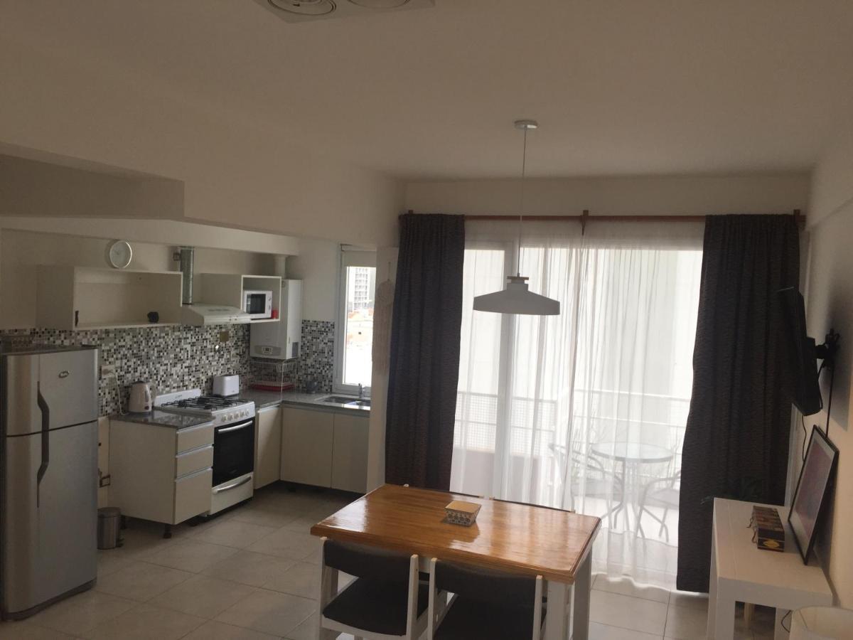 Monoambiente Centrico Unico Appartement Puerto Madryn Buitenkant foto
